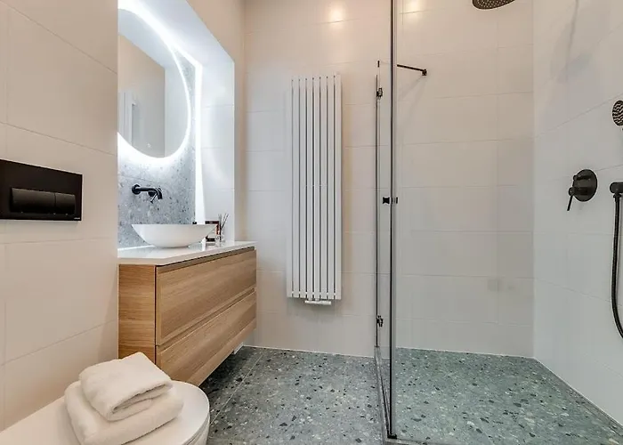 Apartmán Jan Iii Sobieski - Luksusowy S Prywatny Darmowy Parking